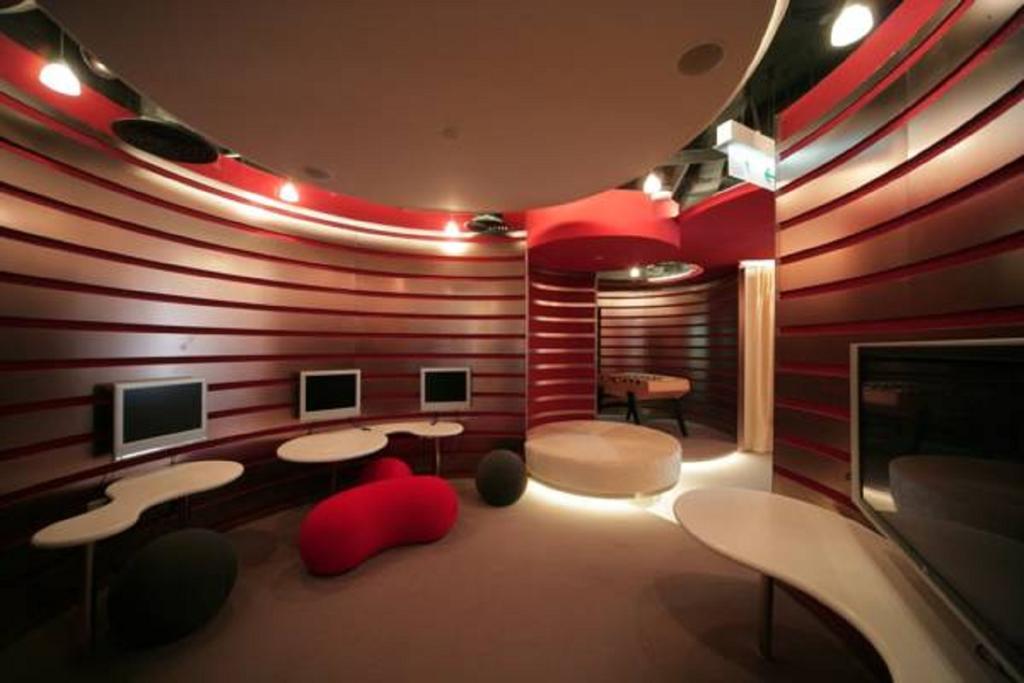 Aparthotel Kowloon Harbourfront 4*