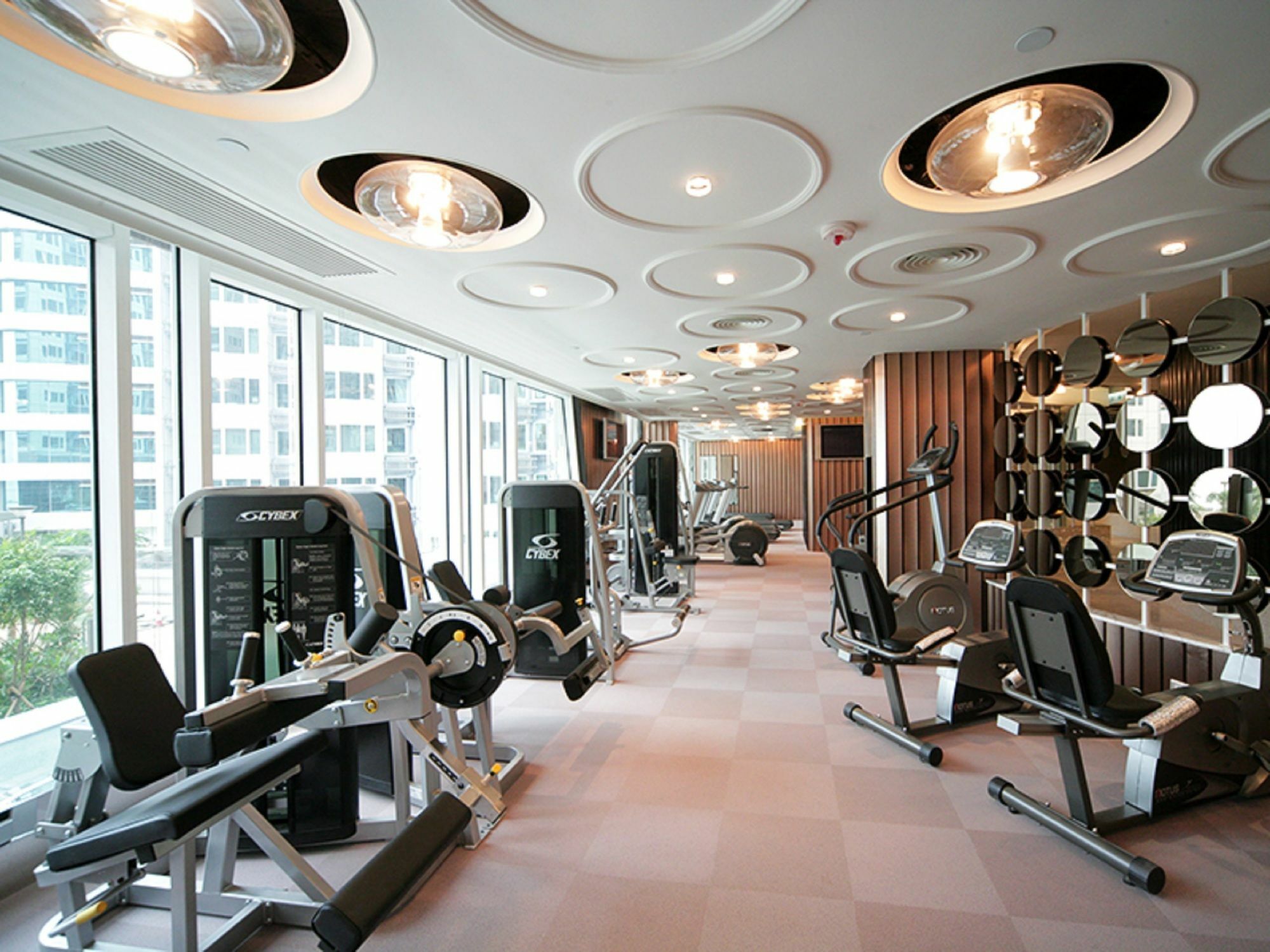 Aparthotel Kowloon Harbourfront 4*
