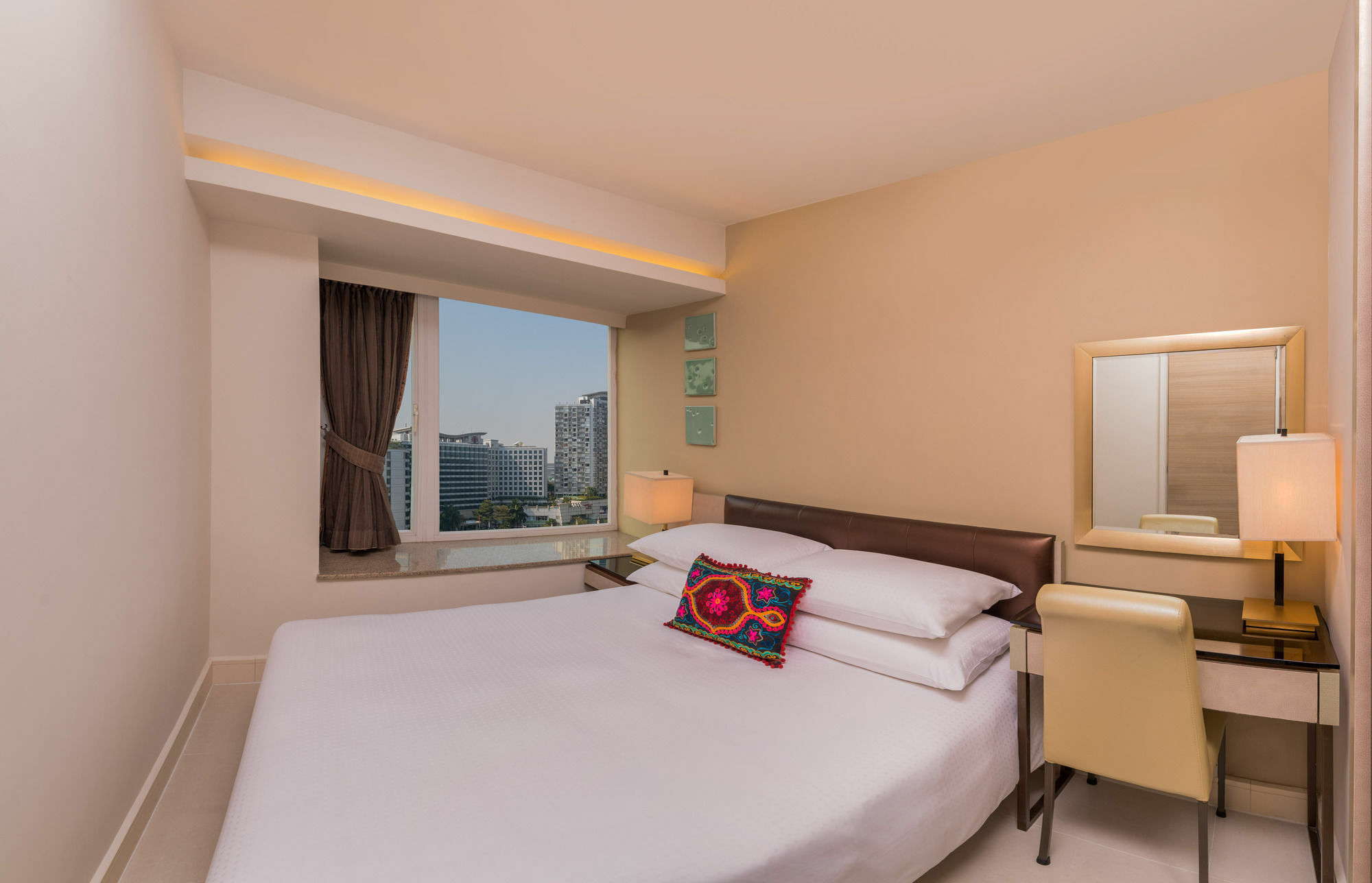 Aparthotel Kowloon Harbourfront 4*