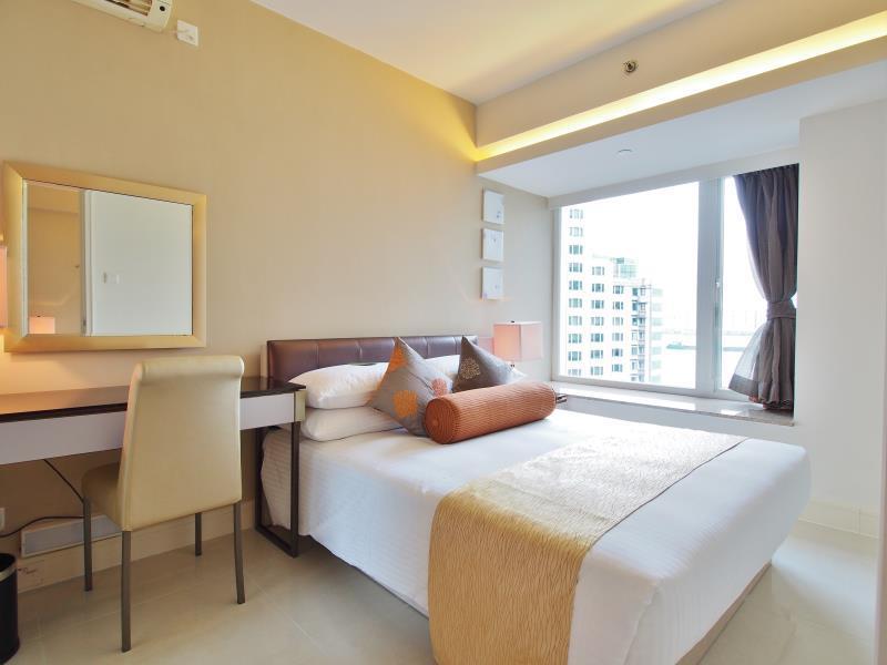 Kowloon Harbourfront 4*